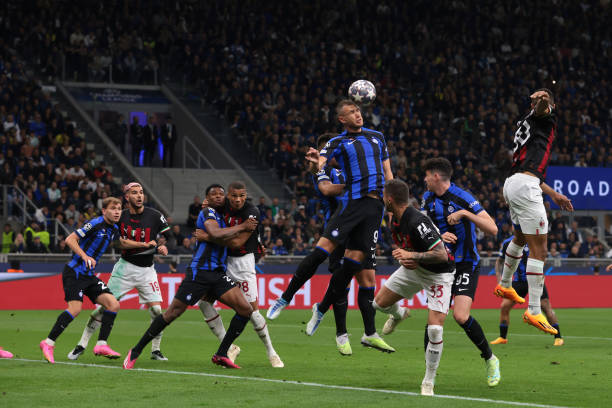 做出重要贡 做出重要贡